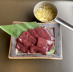 【数量限定ホルモン】プルコッチ近江牛シマチョウ/薄切り近江牛レバー特製出汁醤油つけ