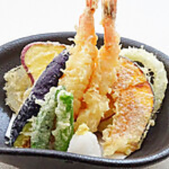 海老と野菜の天ぷら盛り合せ