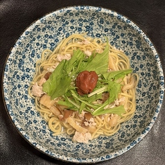 梅肉と鶏そぼろ一番だし仕立て