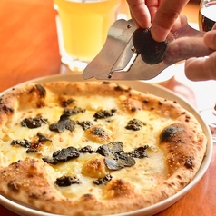 2色のトリュフPIZZA