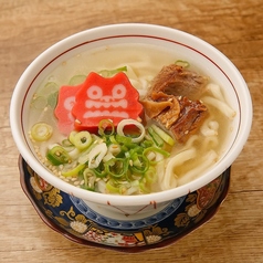 沖縄そば麺使用　ソーキそば