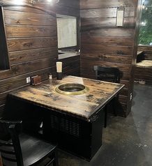 1名2名様のテーブル席