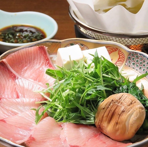 【完全個室】で、季節を感じながらゆっくり過ごす。ご接待に、友人との会食に。