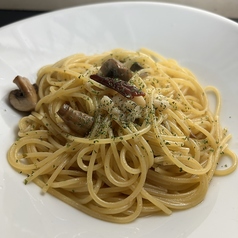 ブラウンマッシュルームのペペロンチーノ