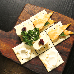 チーズの3種盛り合わせ