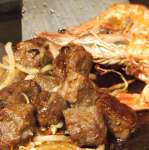 【食べ放題飲み放題ギャラリー】ステーキも有頭海老の鉄板焼きも食べ放題