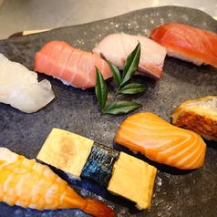 寿司ランチ！お得な麺付きセット！