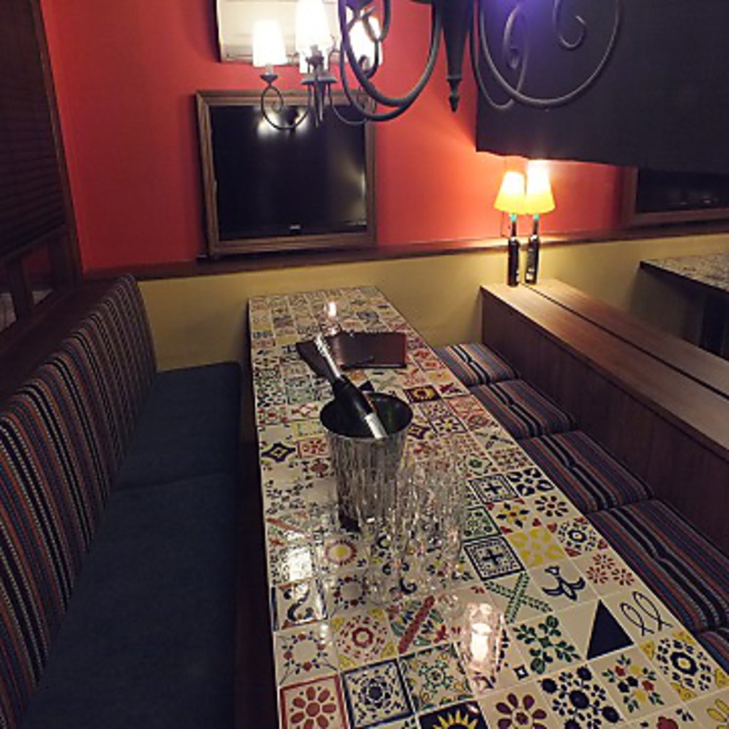 多彩な個室は合コンや女子会、楽しい仲間とのプライベート空間を楽しめます！