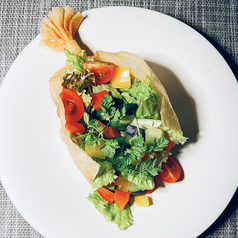 サラダが大好きなオーナー！全てのサラダがこだわりのサラダになっております。