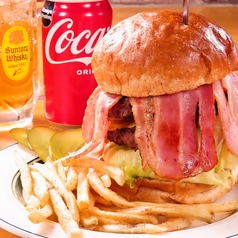 ベーコンレタスチーズバーガー
