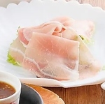 下関駅から徒歩5分！ステーキやハンバーグなど、肉好き必見の自家製料理をご堪能あれ