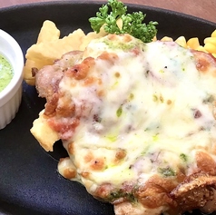 鉄板チキンチーズオーブン焼き