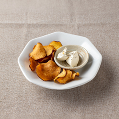 さつまいもチップス（サワークリームチーズ）