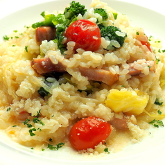 ベーコンと季節野菜のクリームリゾット