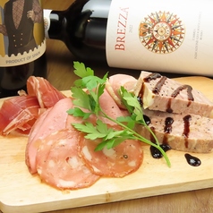 ピザ生地、逸品料理〜デザートまで手作りしています◎の写真