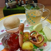 家族連れも安心の子供用プレート