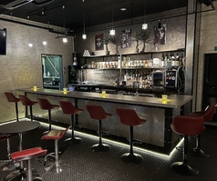 メインカウンター9席