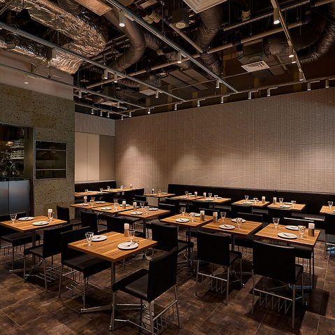 SHUTTERS BLUE FRONT SHIBAURA シャッターズ ブルーフロント シバウラ