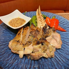 大山鶏のエスニック風ローストチキン