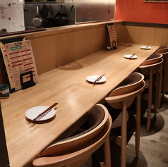 【1名様~4名様向けカウンター席】