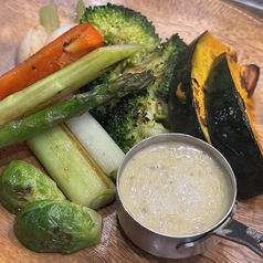 季節の焼き野菜のバーニャカウダ