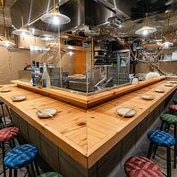 調理風景を眺めながら食事を楽しむ至福の時間