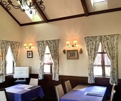 ビストロじゅんの雰囲気1