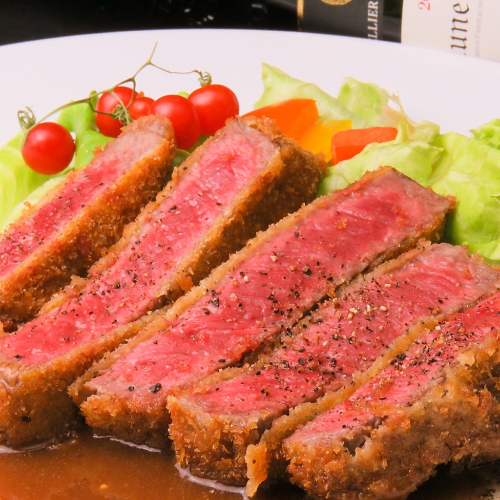本当に美味い肉、発見！駅前超人気ビストロ♪旨い肉の仕掛け人として絶大な支持を誇る！