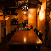 【最大30名様】足を伸ばしてゆったり過ごせる掘りごたつに、座椅子も完備した心地よい個室空間。