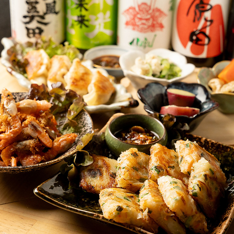 新鮮な食材を使用した拘りのおつまみや一品料理が充実！仕事終わりのサク飲みなどに◎