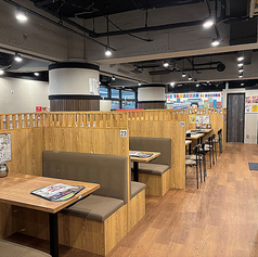 世界の山ちゃん 小倉駅前店の雰囲気2