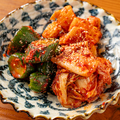 鶴橋の本格キムチ3種盛り合わせ