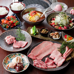 本町肉倶楽部 tongue be たんべえのコース写真