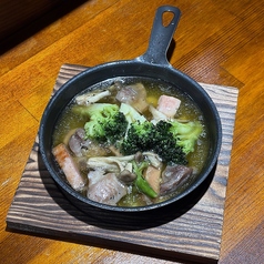 お肉のアヒージョ(砂肝)