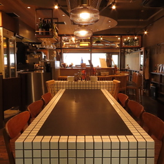 まだ明るい昼下がりに、お酒がとまらなくなること間違いなしの絶品料理を囲んで、大人時間を満喫しましょ♪