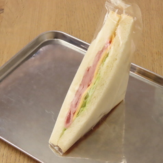 ハムレタスサンド