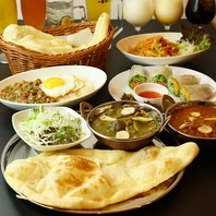 厳選スパイス使用！シェフこだわりの本格カレーと料理