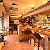 ベビーカーに乗ったままでご入店いただけます。お子様連れのお客様も安心してお食事をお楽しみください。