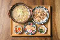 香り高い蕎麦定食とふっくら鯛めし定食から選べる幸せ