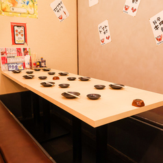 完全個室席完備。接待などの外せないシーンにおすすめです。周りを機にぜずゆったりとお食事がお楽しみいただけます。お席だけのご予約や当日のご個室の予約も受け付けております！川崎駅での宴会・飲み会・歓迎会・送別会など様々なシーンでご利用下さい！