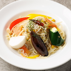 シラスと有機野菜のペペロンチーノ 