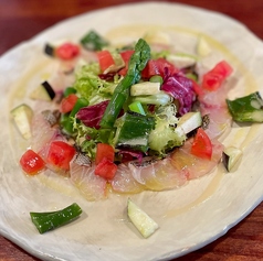 本日のカルパッチョ、サラダ仕立て