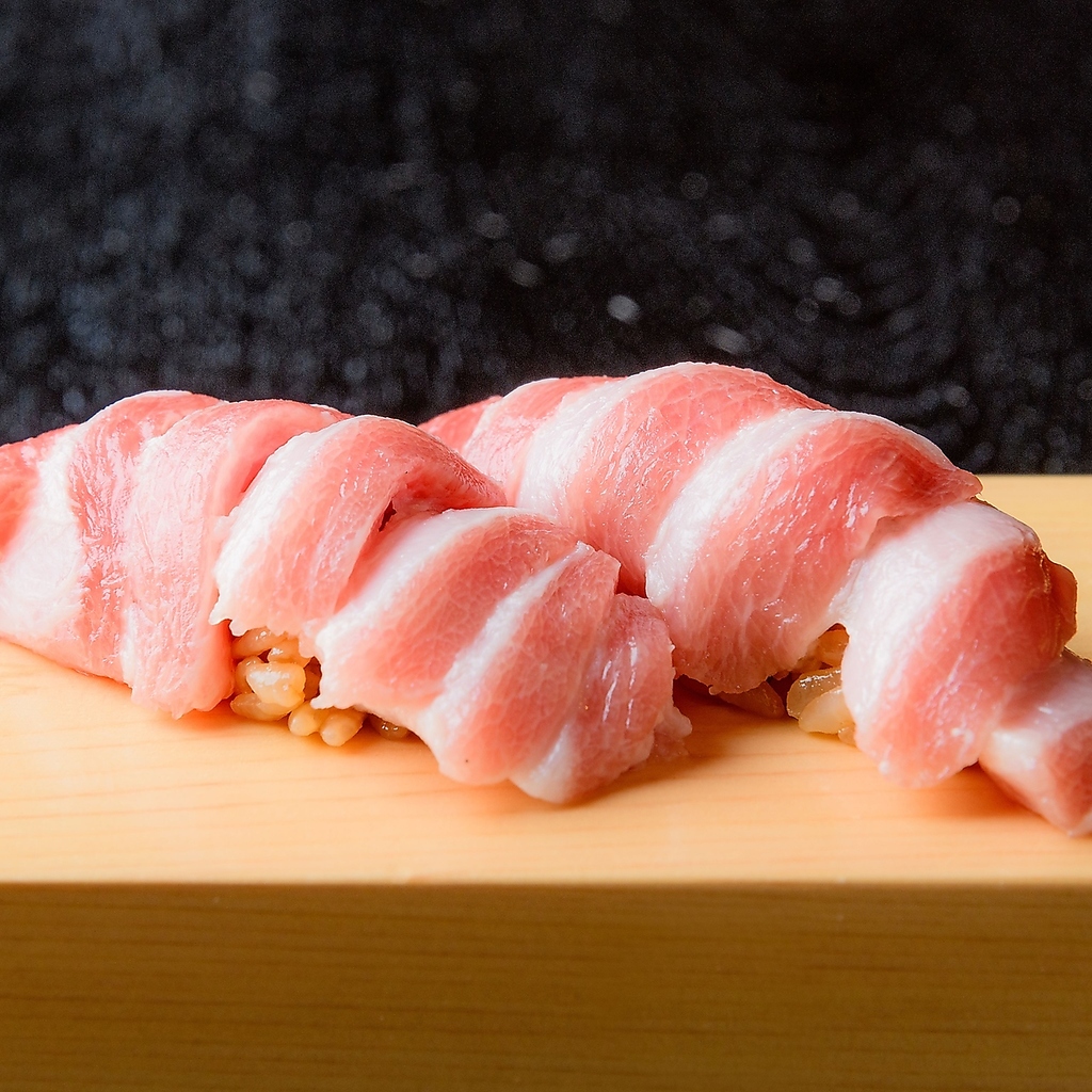 種類豊富で新鮮なお寿司をつまみに各種宴会や飲み会をお楽しみください！