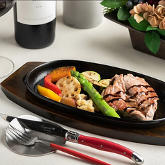 世代を問わず愛される『琉香豚ステーキ』 1200円(税込)