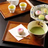 お茶にこだわる桜里ならではの本格抹茶はお抹茶好きの方でもご納得いただける人気のメニュー。甲子園の桔梗堂様の和菓子との相性も言わずもがなです。