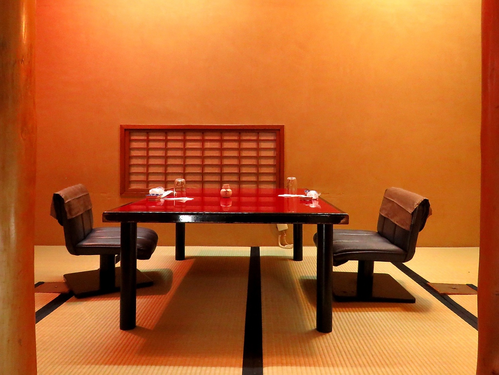 2名様からOKの個室もあり！