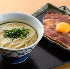 究極の肉釜玉うどん