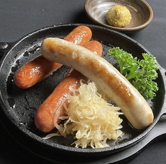 へんじんもっこ炭火焼きソーセージ