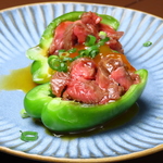 他では中々食べられないオリジナル料理『生青椒肉絲』