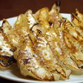 料理メニュー写真&nbsp;元祖焼餃子・7ヶ/茹で餃子・6ヶ